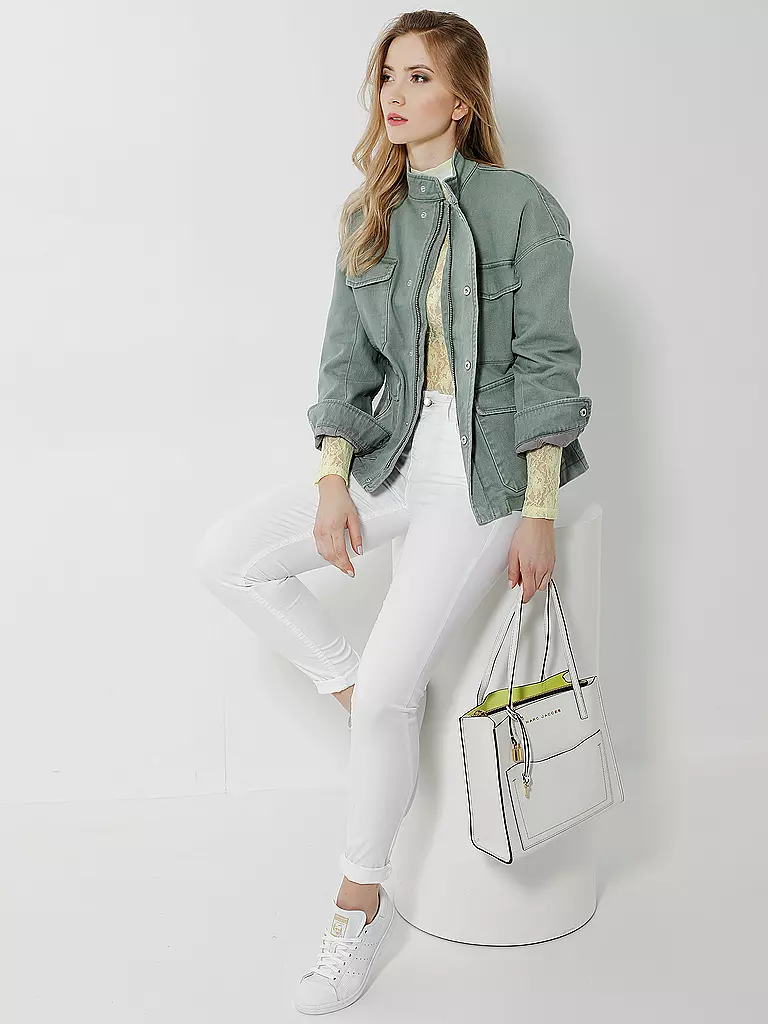 CLOSED | Jacke | 