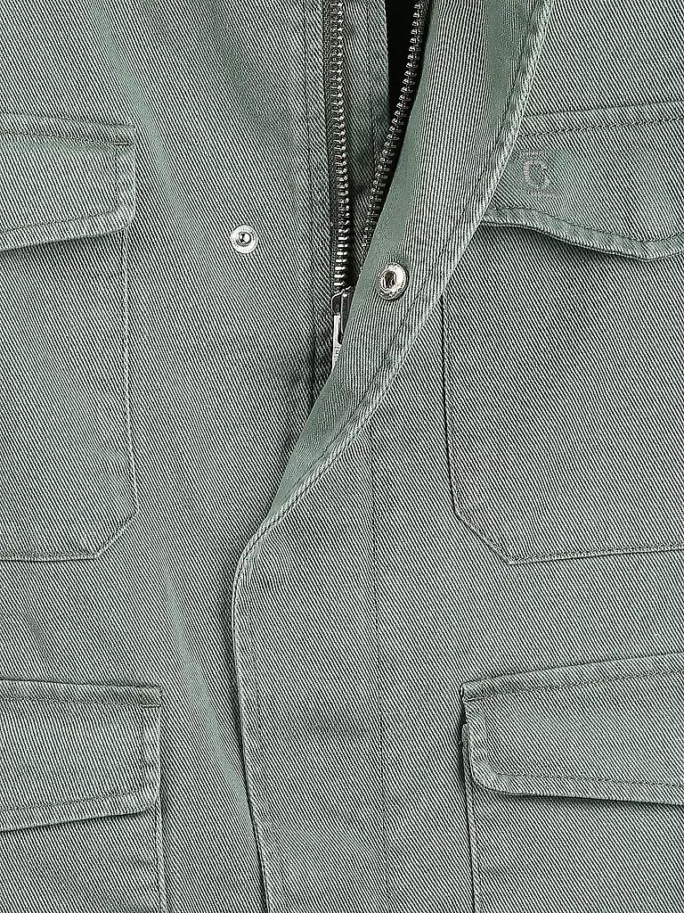 CLOSED | Jacke | 