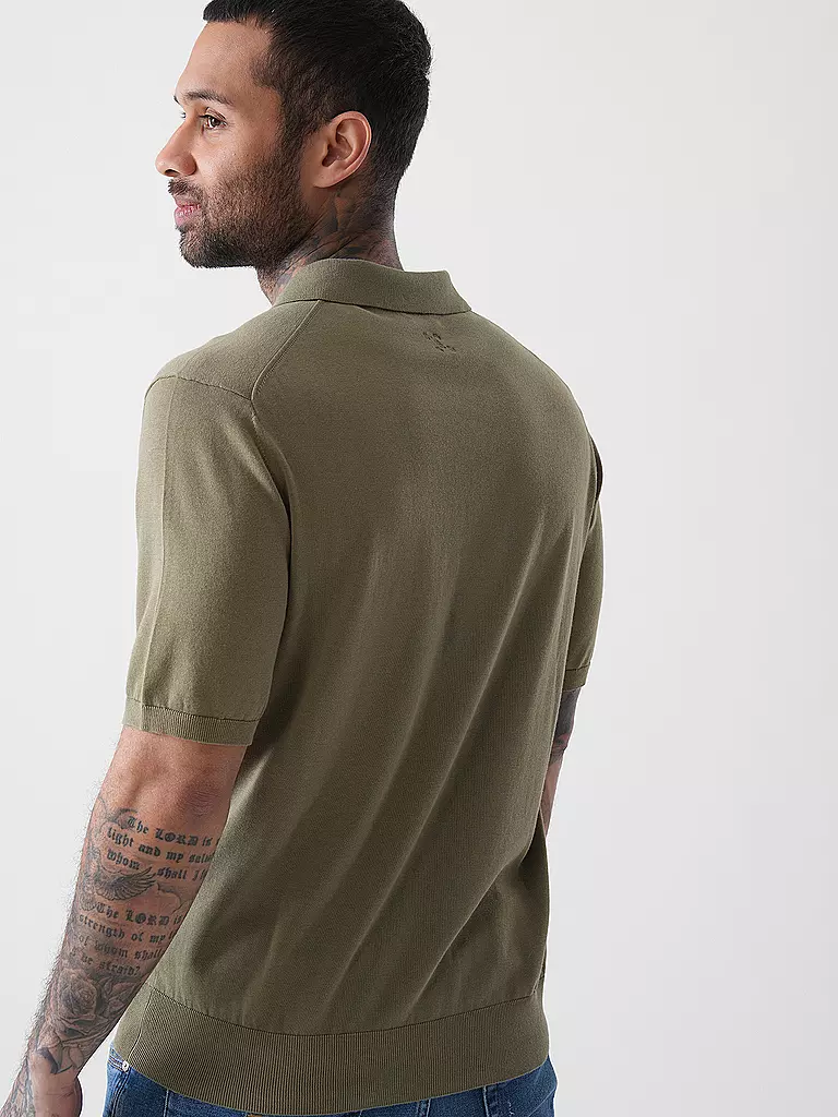 CLOSED | Poloshirt  | olive