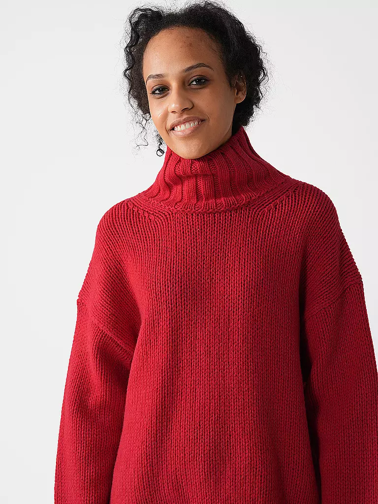 CLOSED | Rollkragenpullover | rot
