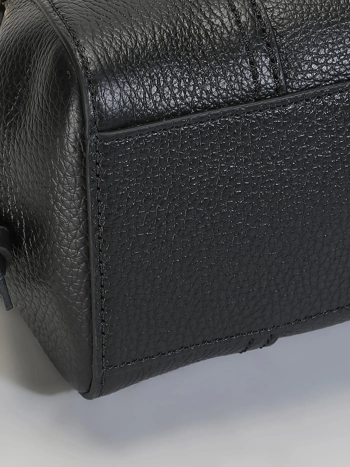 COCCINELLE | Ledertasche - Henkeltasche COCCINELLEYORK Small | schwarz