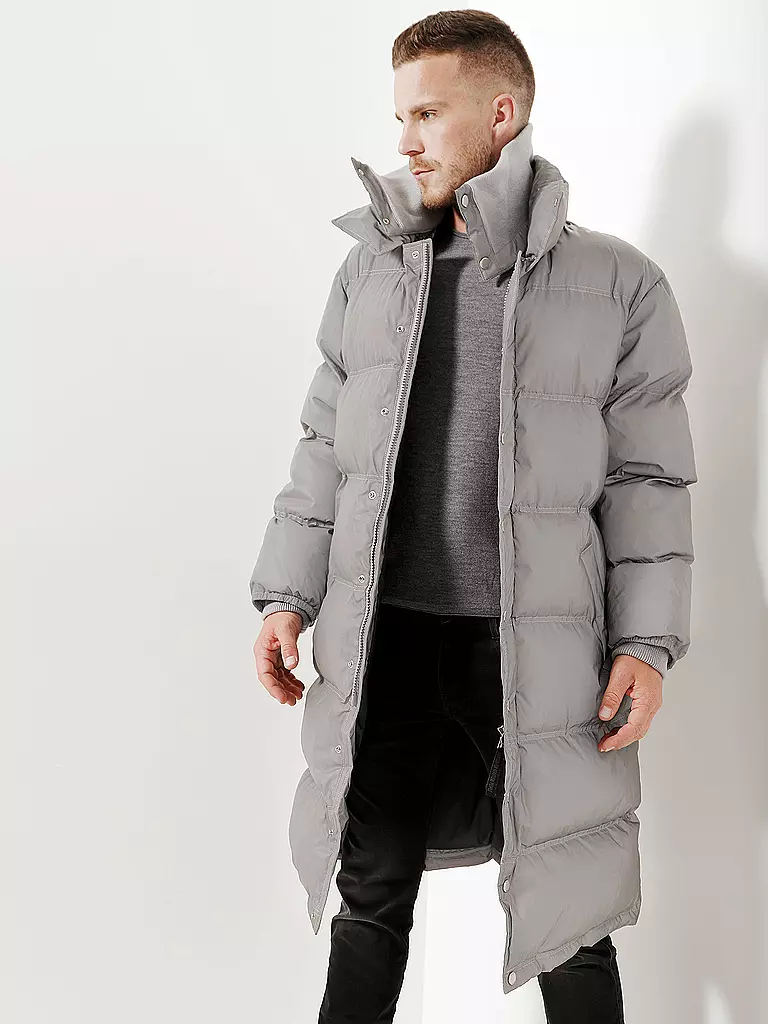 DRYKORN | Steppmantel "Arikk" | silber