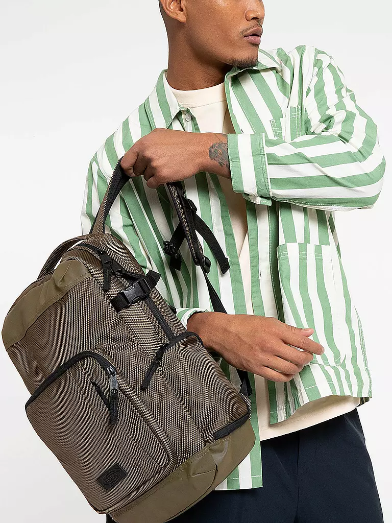 EASTPAK | Rucksack Tecum S CNNCT 32L | beige