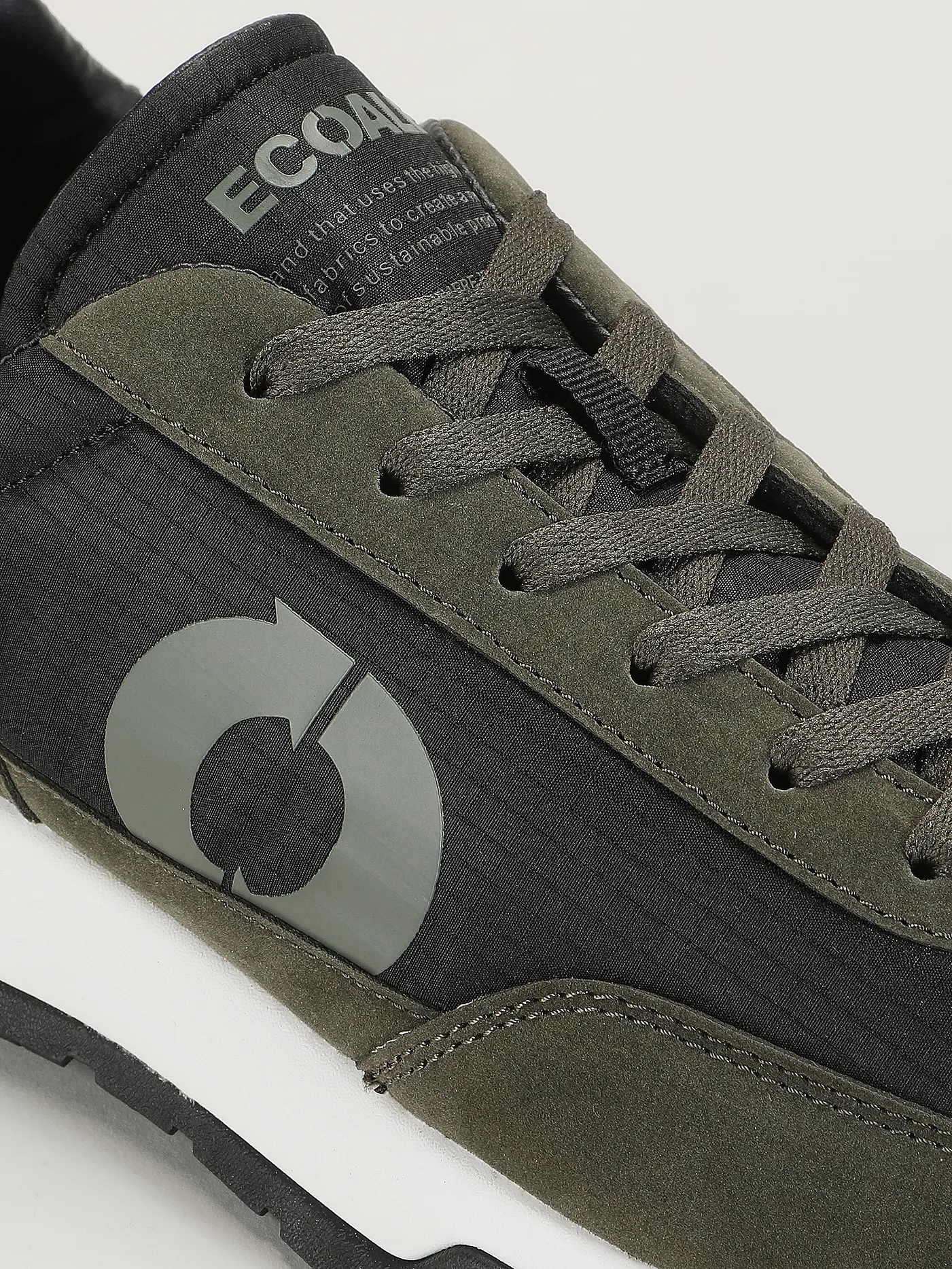ECOALF | Sneaker VENUTRA | dunkelgrün