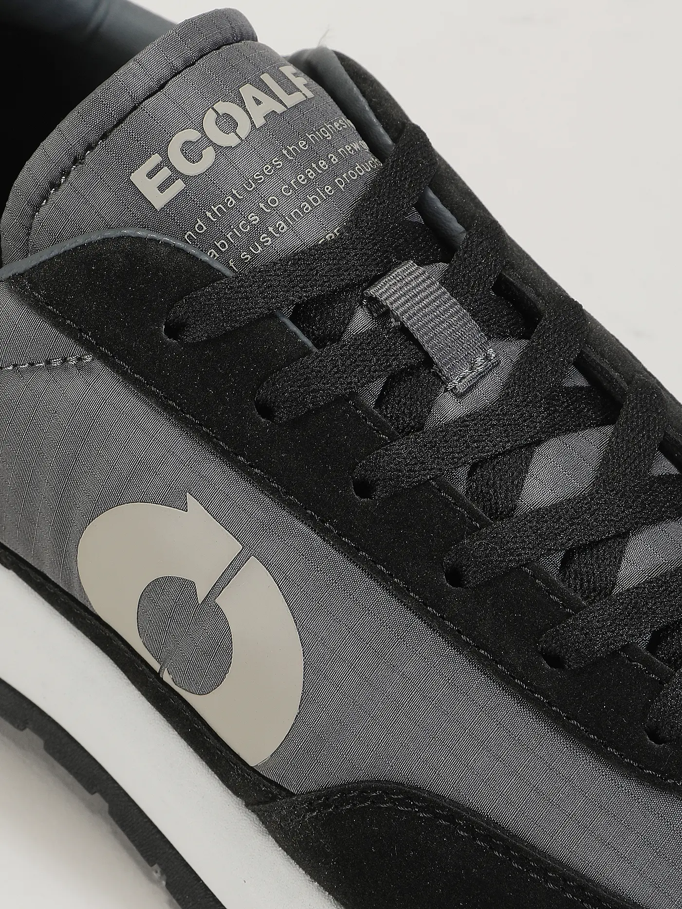 ECOALF | Sneaker VENUTRA | schwarz