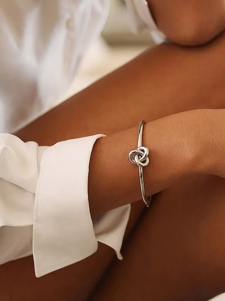 EDBLAD | Armreifen INFINITY KNOT BANGLE Steel  | silber