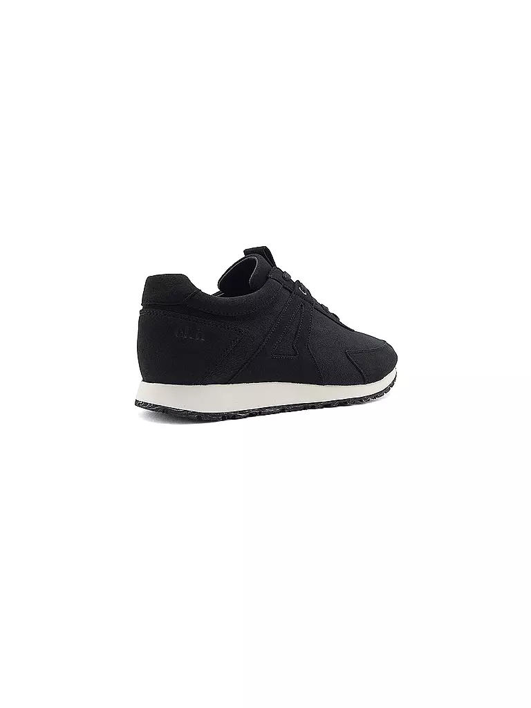 EKN FOOTWEAR | Sneaker Seed Runner | schwarz