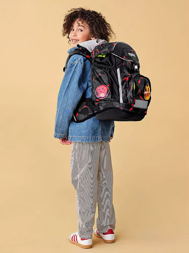 ERGOBAG | Schultaschen Set 6tlg. PACK TaekBärdo | schwarz