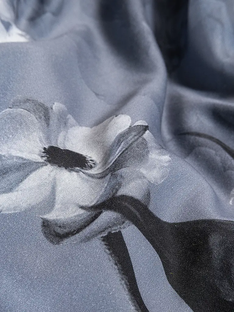 ESSENZA | Satin Bettwäsche 70x90cm / 140x200cm FLOOR Global Grey | 