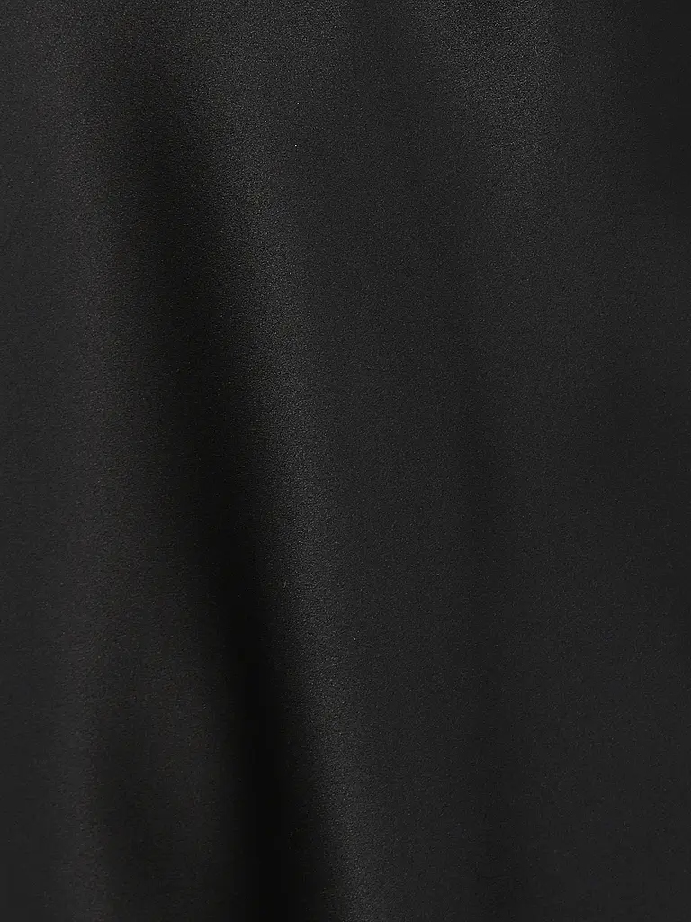 EVA BITZER | Seidentop | Schwarz