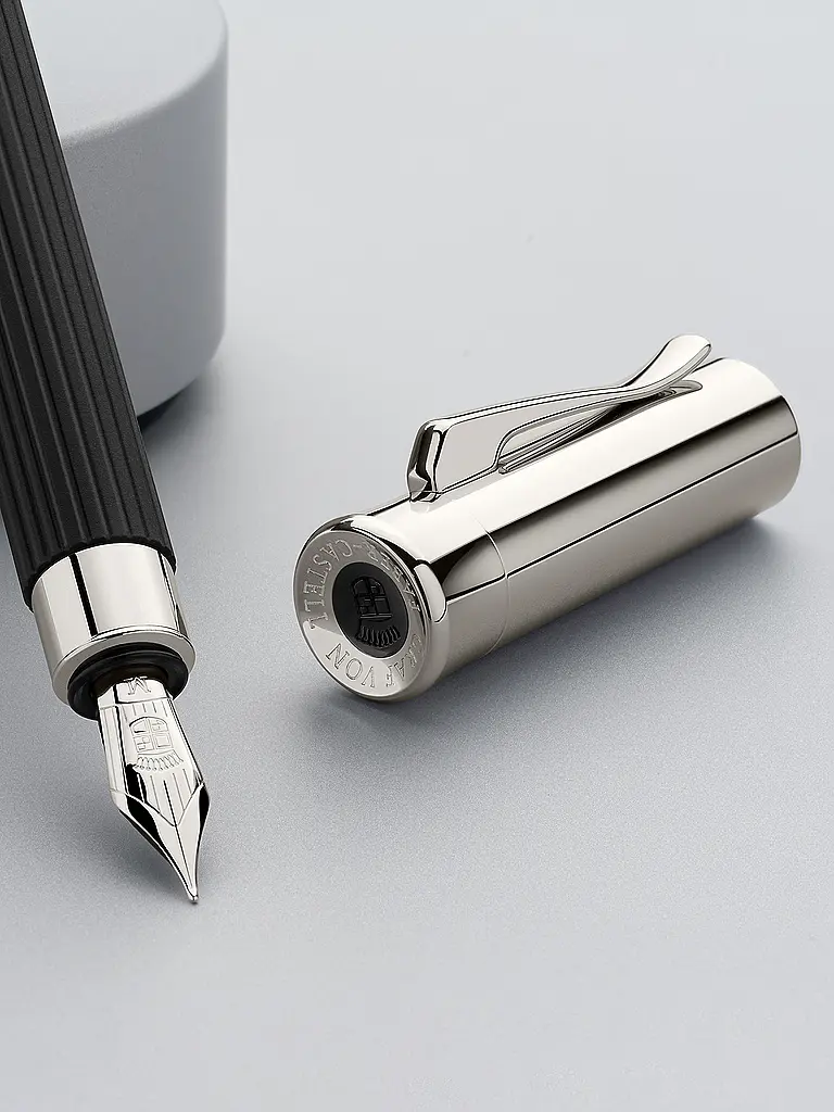 FABER-CASTELL | Füllfederhalter Tamitio Schwarz M  | Schwarz