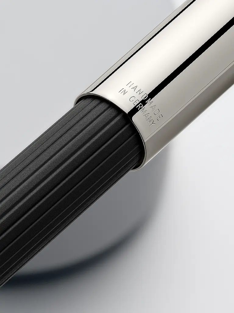 FABER-CASTELL | Füllfederhalter Tamitio Schwarz M | 