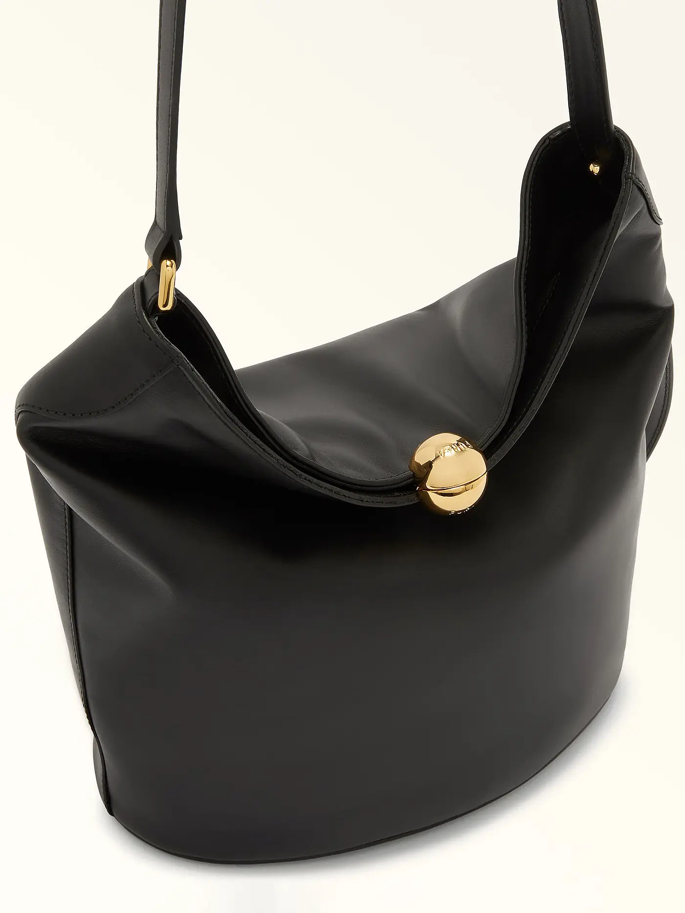 FURLA | Ledertasche - Bucket Bag SFERA  | schwarz