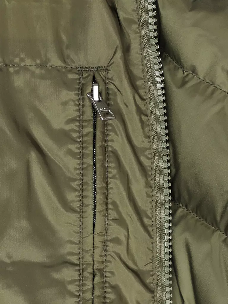 GANT | Daunensteppgilet | dunkelgrün