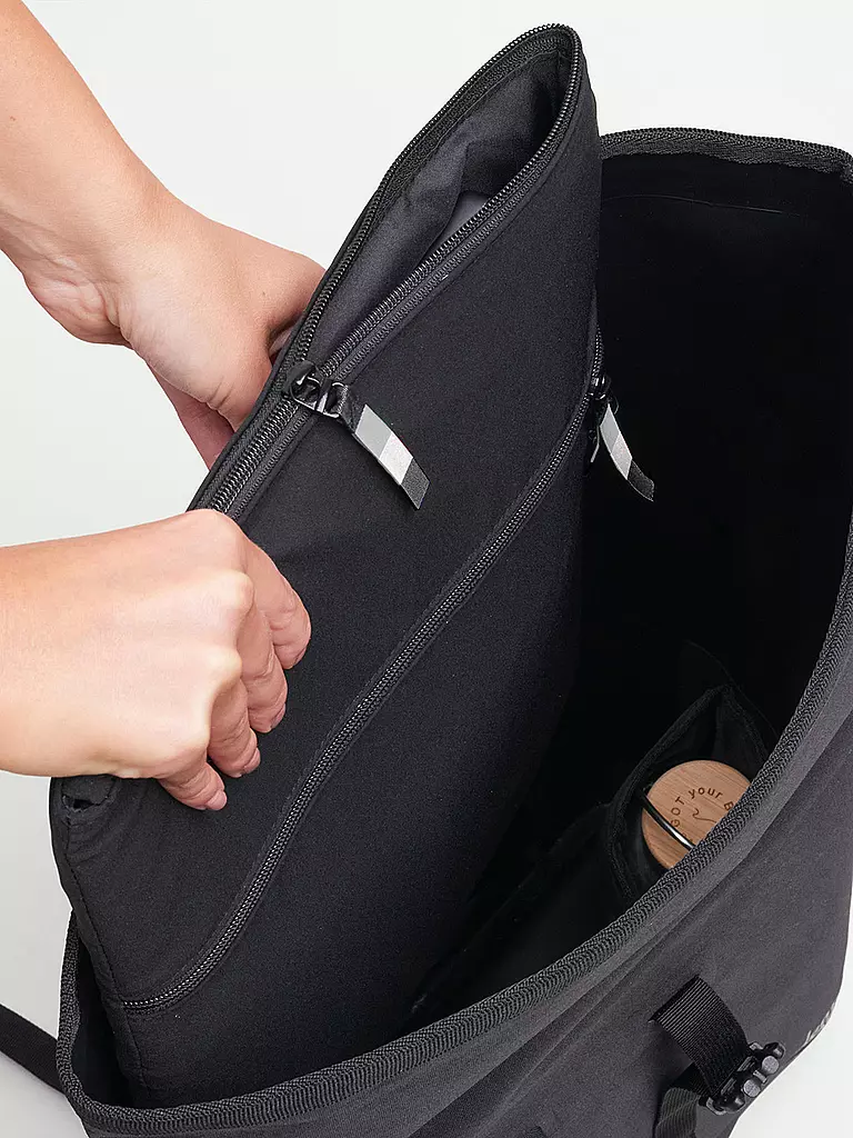 GOT BAG | Rucksack ROLLTOP LITE 2.0 MONOCHROME | schwarz