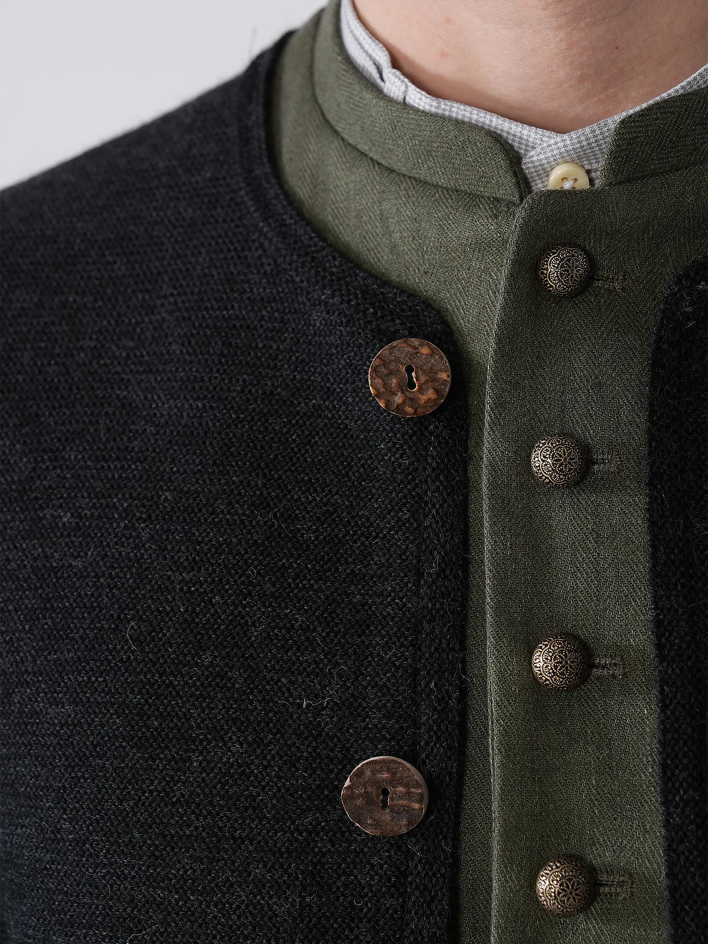 GOTTSEIDANK | Trachtenstrickjacke ALOISIUS | schwarz