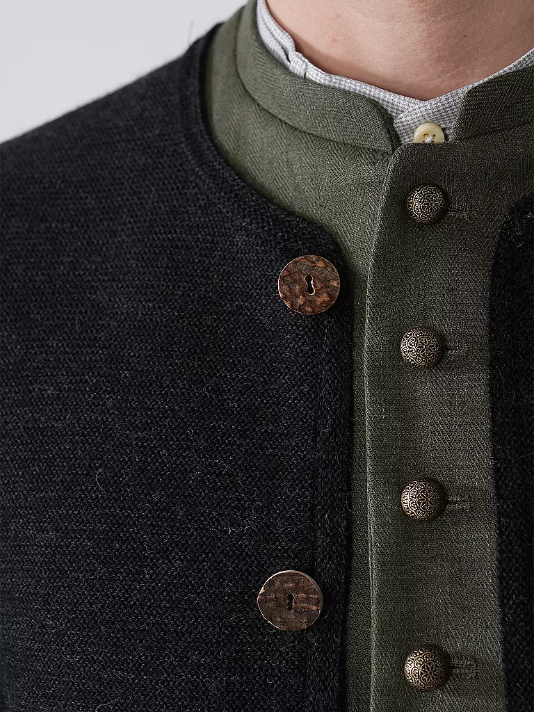 GOTTSEIDANK | Trachtenstrickjacke ALOISIUS | olive