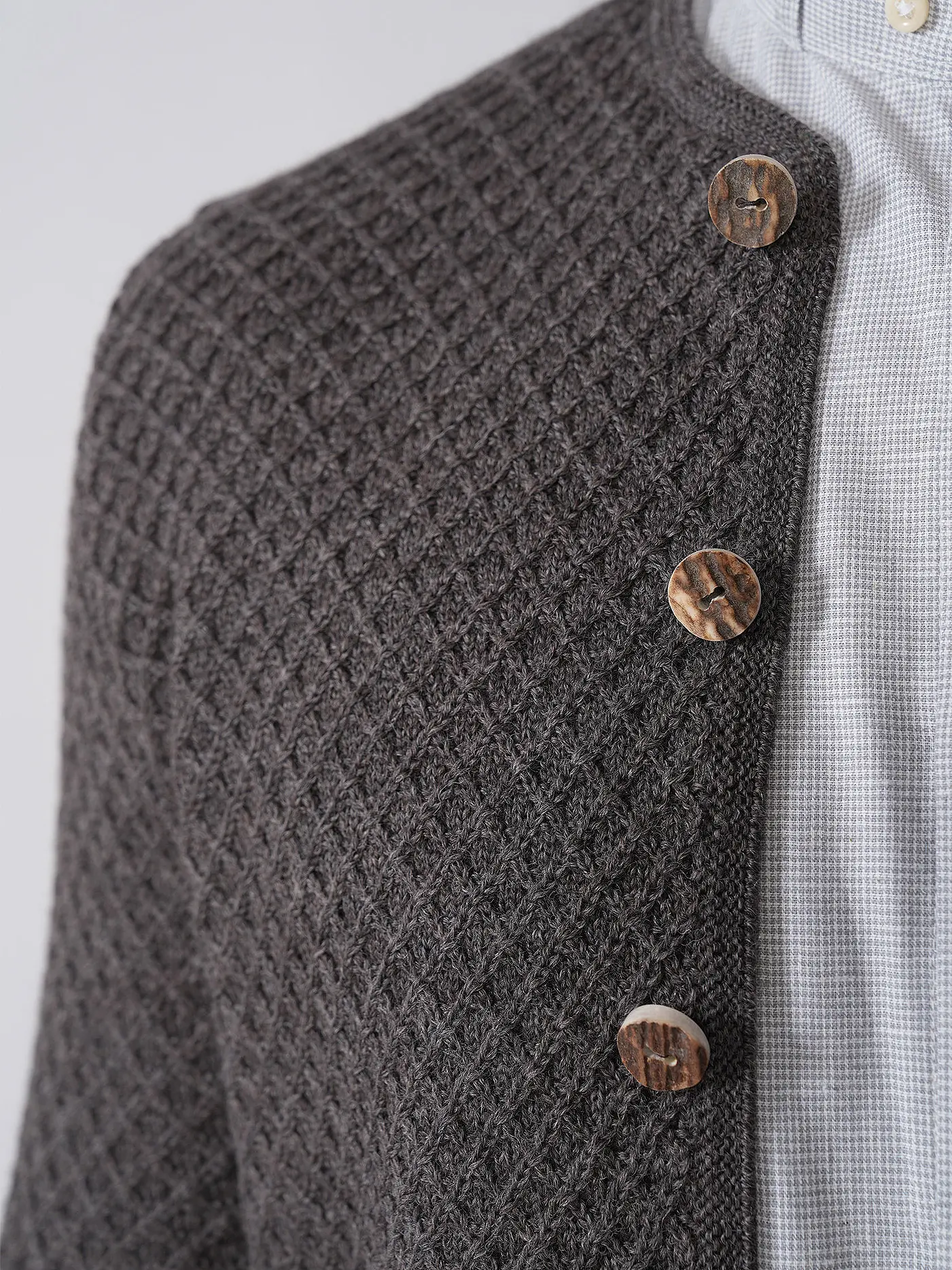 GOTTSEIDANK | Trachtenstrickjacke XAVER | blau