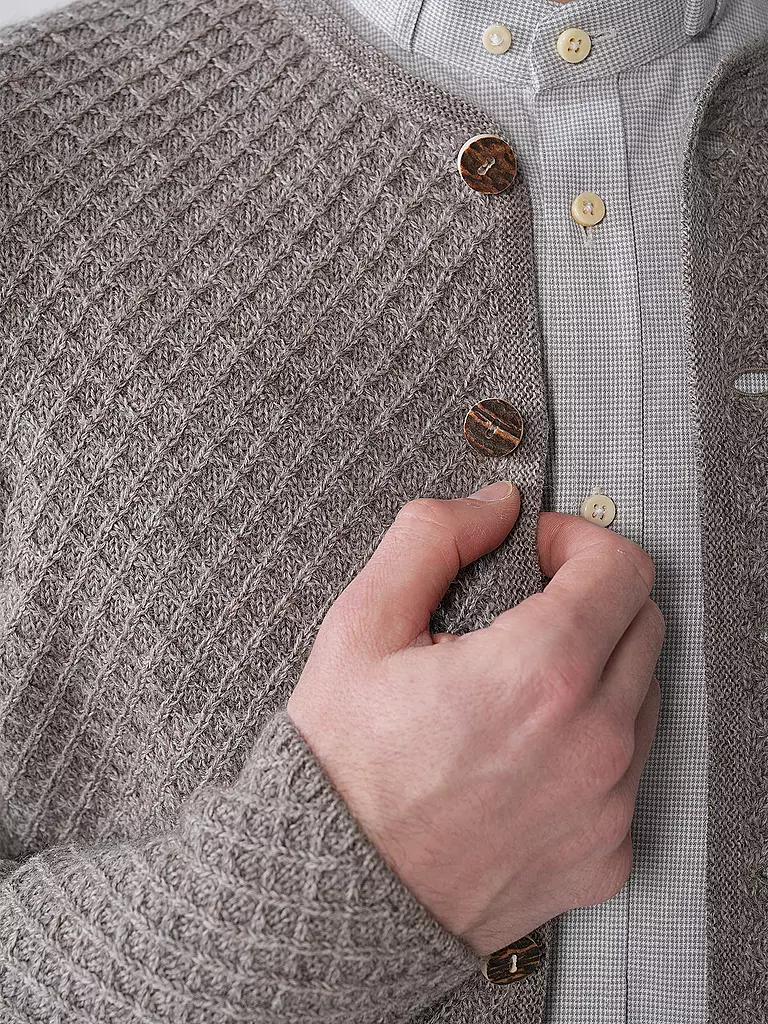 GOTTSEIDANK | Trachtenstrickjacke XAVER | blau