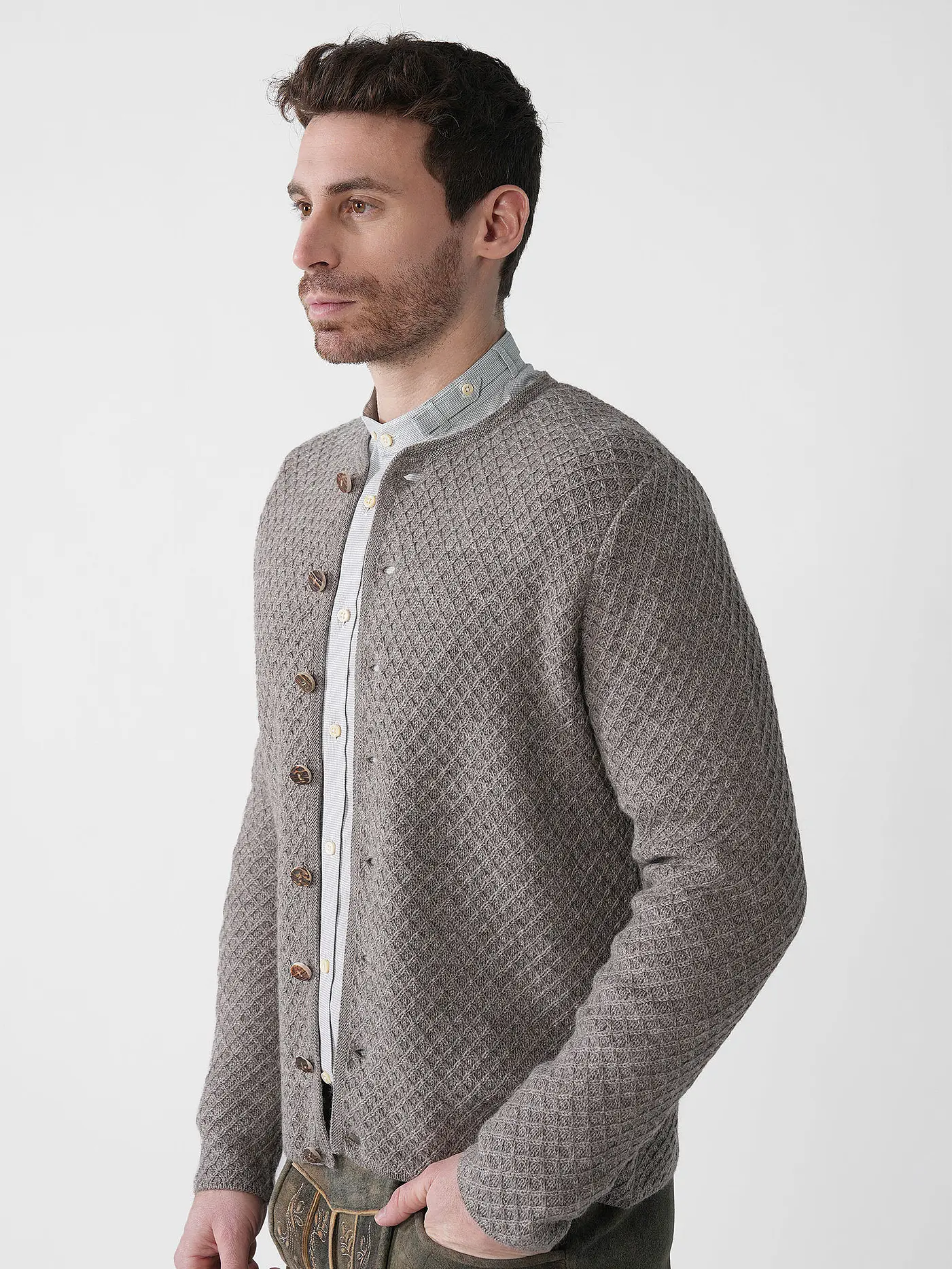 GOTTSEIDANK | Trachtenstrickjacke XAVER | hellgrau