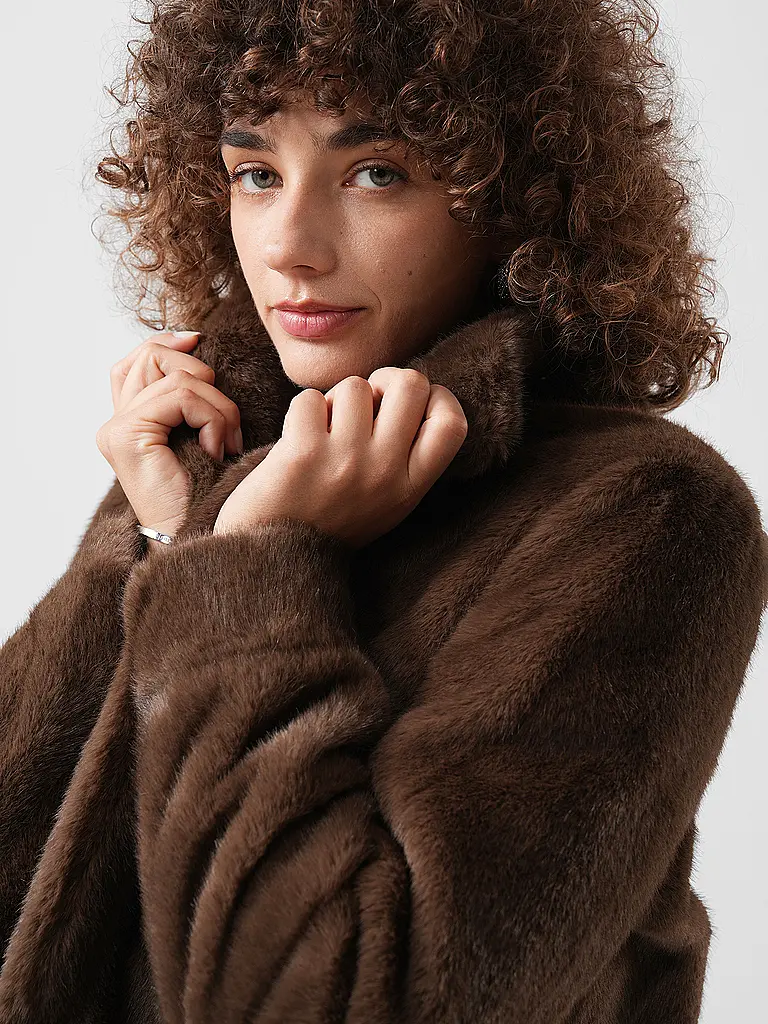 GUESS | Jacke in Felloptik LUNA | 