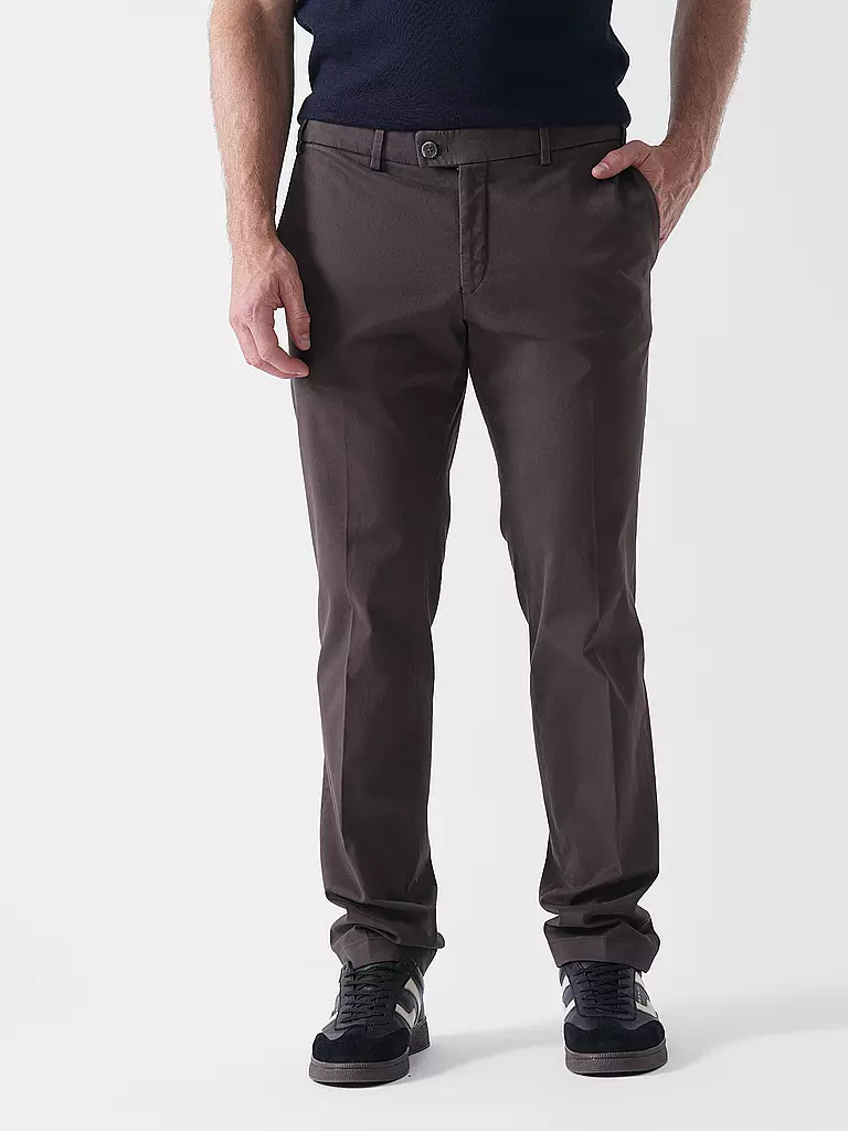HILTL | Chino TILO | braun