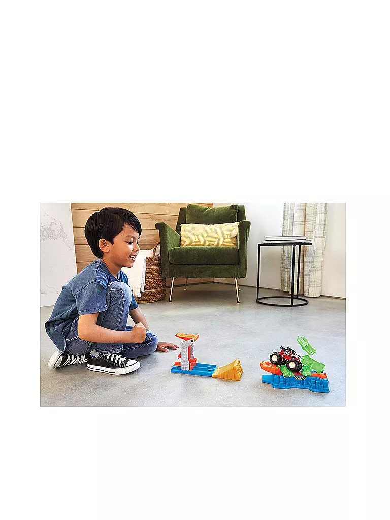 HOT WHEELS | Hot Wheels Monster Trucks Startrampen-Crash | keine Farbe