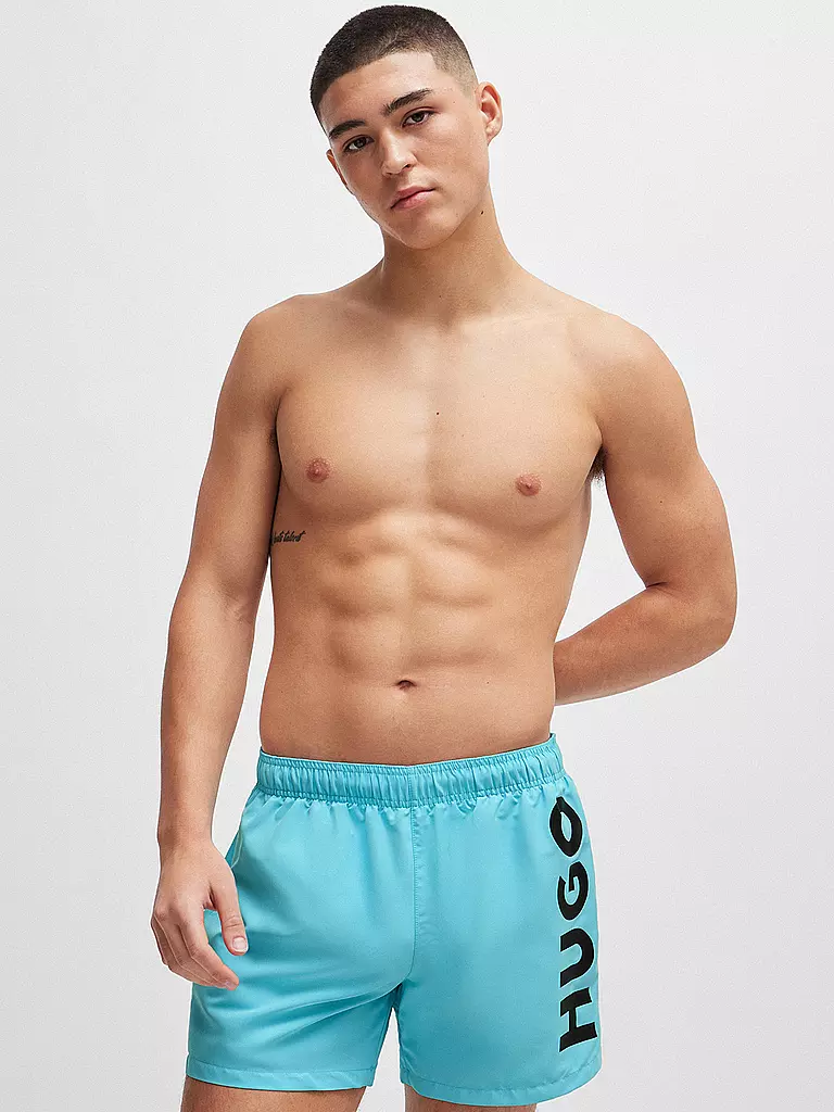 HUGO | Badeshorts | hellblau