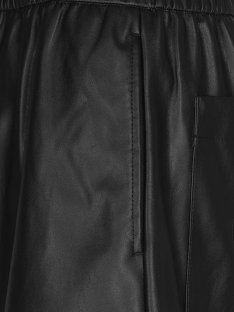 HUGO | Shorts HENUKA-1_B | schwarz