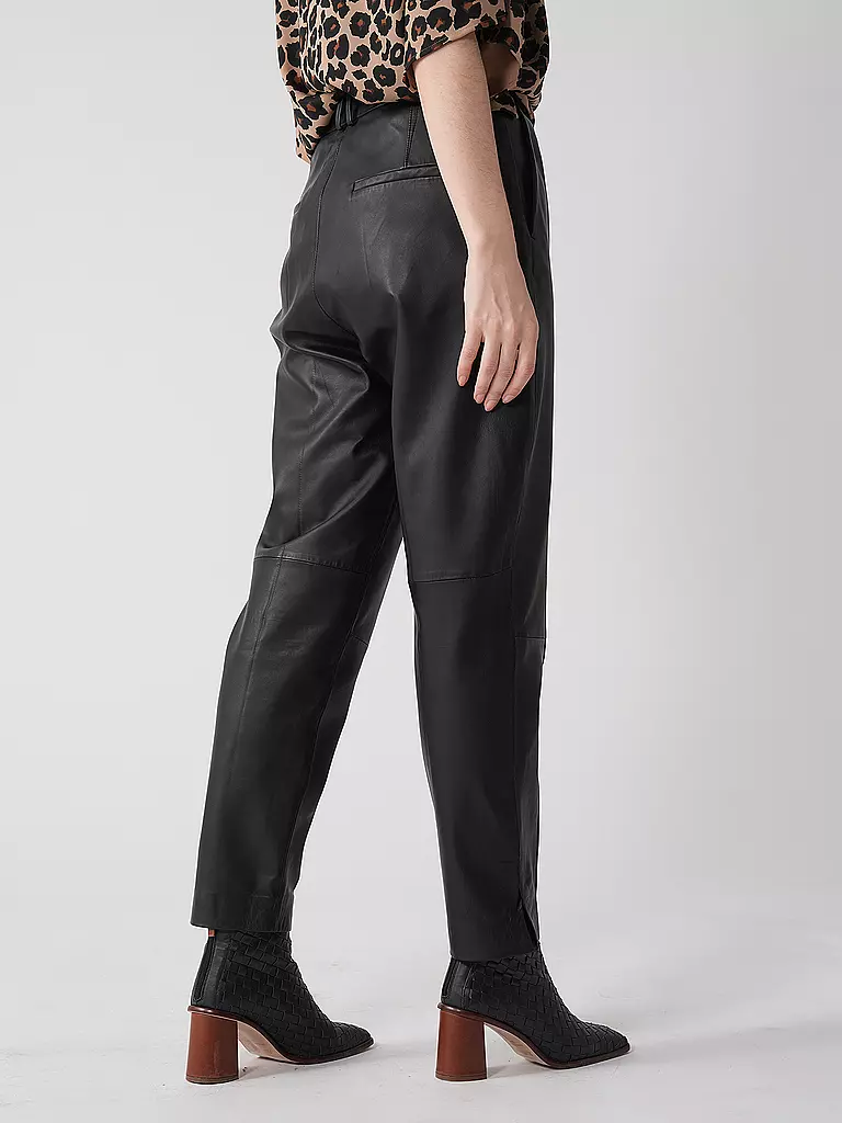 IN WEAR | Lederhose KAMAIW | schwarz