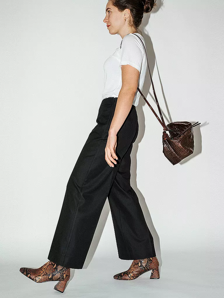 INA KENT | Ledertasche - Umhängetasche LUELL ed.1 | braun