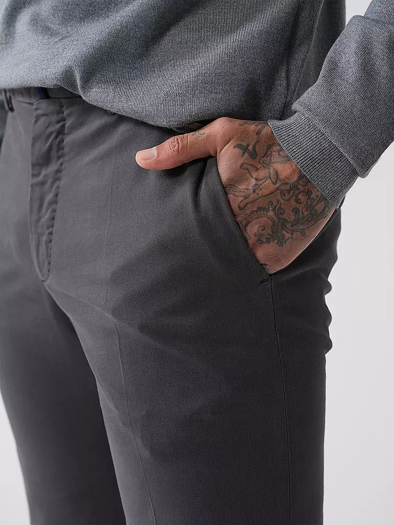 INCOTEX | Chino | olive