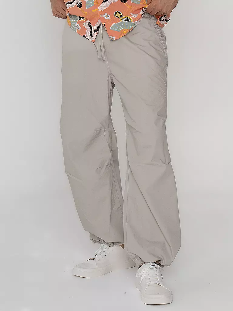 JACK & JONES | Jogginghose JPSTPARACHUTE JJPANT | schwarz