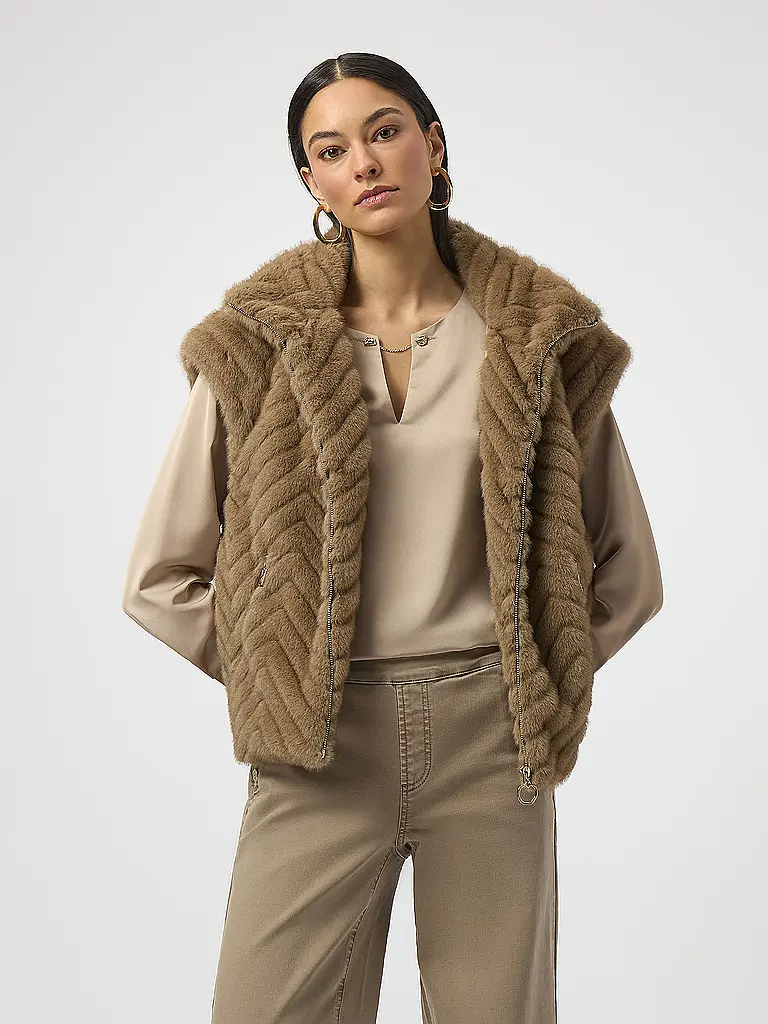 JOSEPH RIBKOFF | Gilet in Felloptik | camel