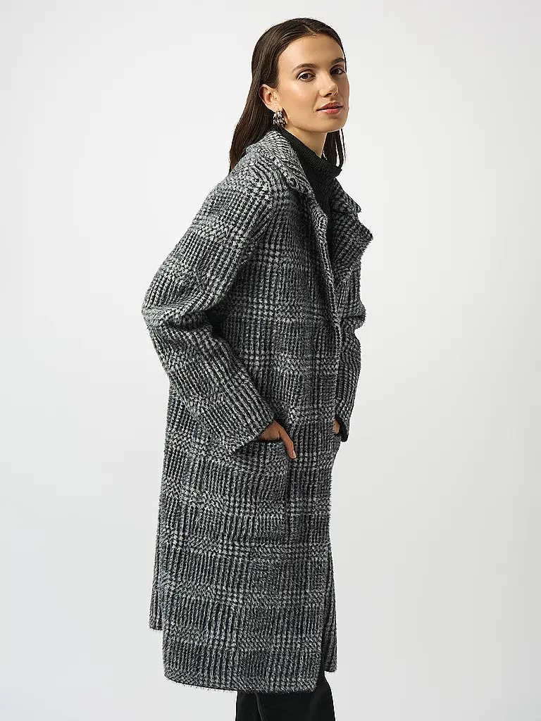 JOSEPH RIBKOFF | Mantel | 