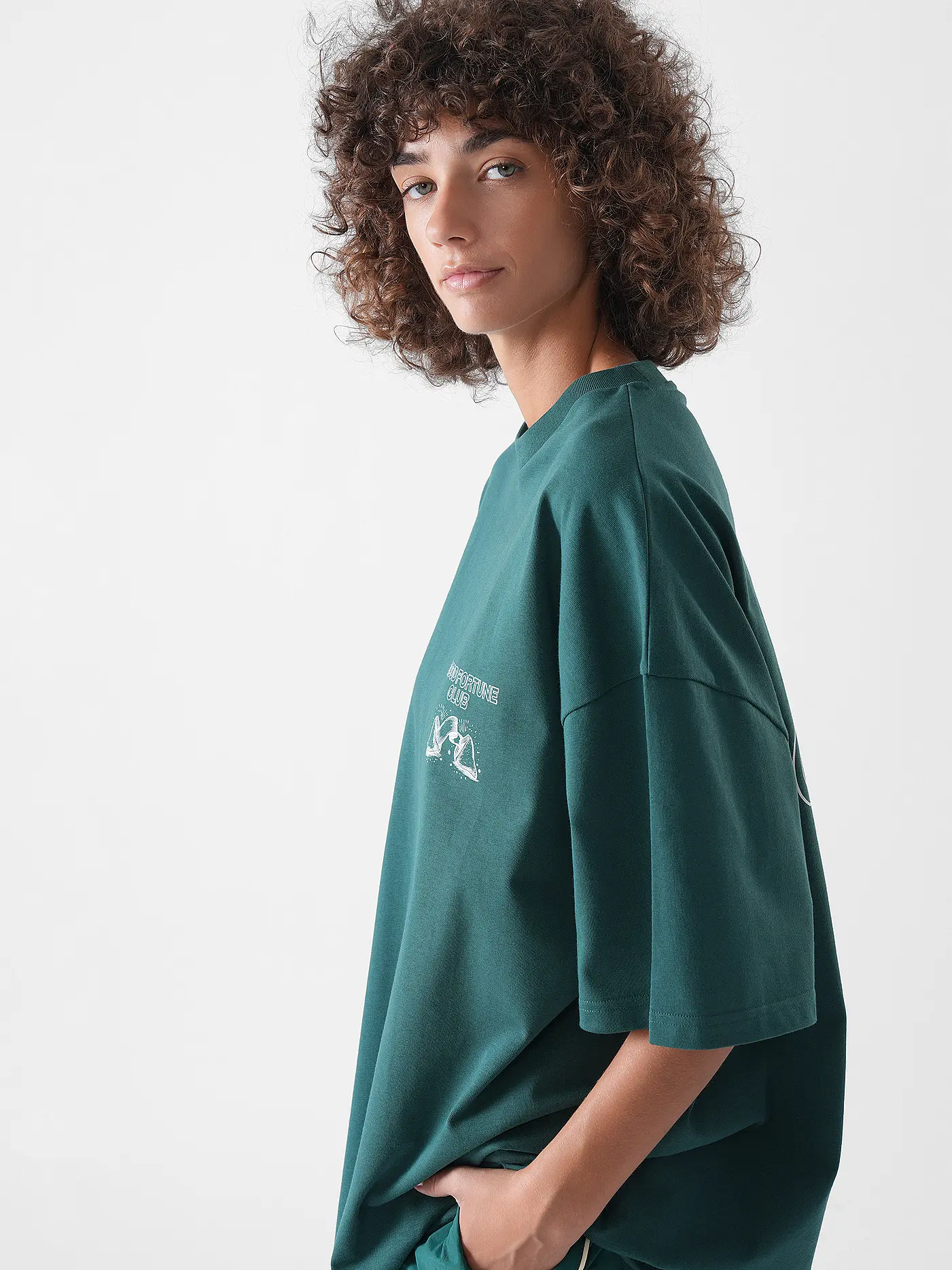 KARO KAUER | T-Shirt Oversized Fit GOOD FORTUNE | dunkelgrün