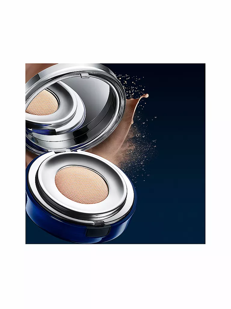 LA PRAIRIE | Skin Caviar Essence in Foundation SPF25 (58 Pure Ivory) | beige