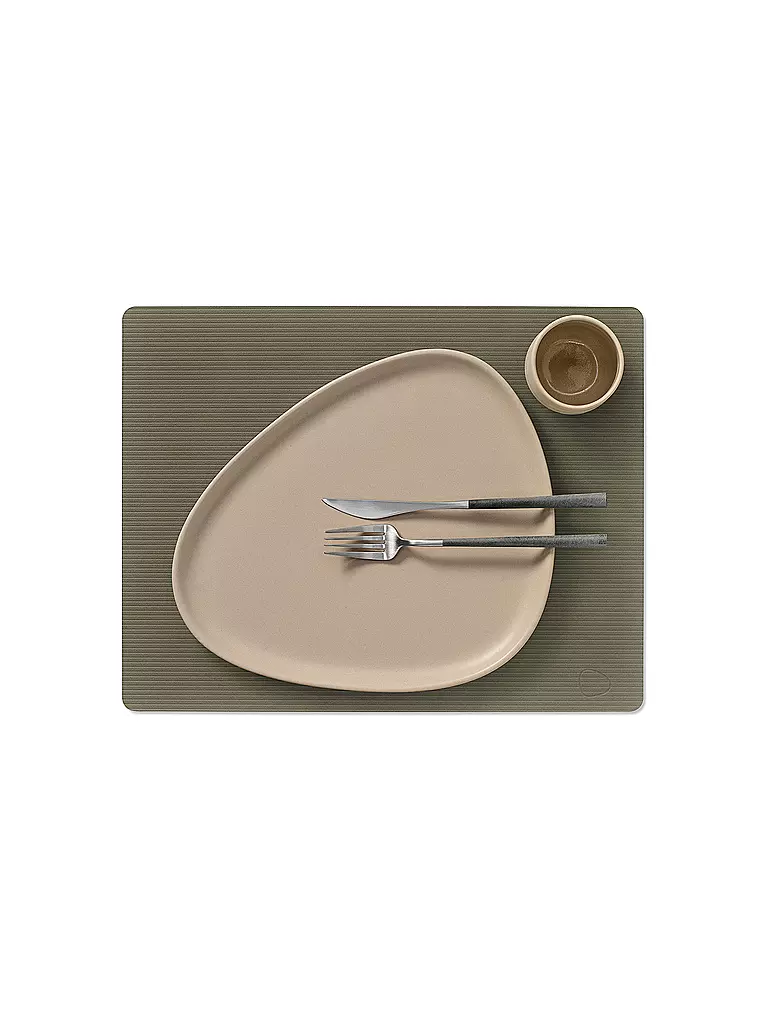 LIND DNA | Tischset 35x45cm CORDUROY ECKIG Army Green  | dunkelgrün