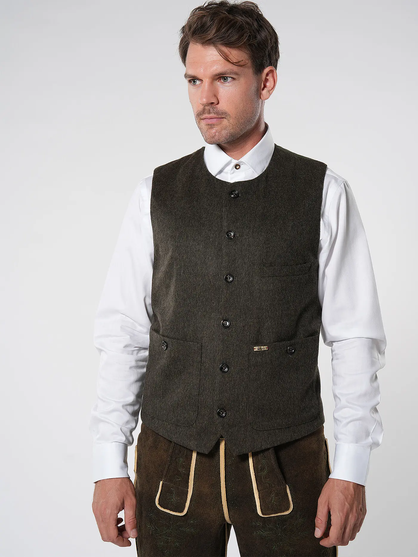 LUIS TRENKER | Trachtengilet  | olive
