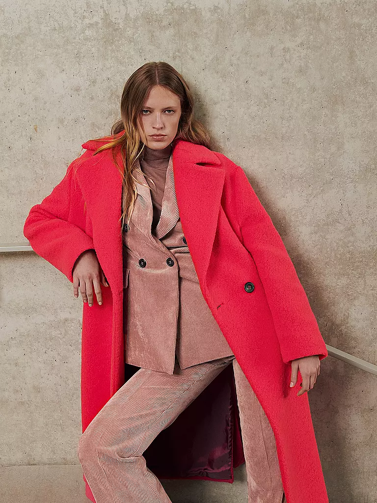 LUISA CERANO | Mantel | pink
