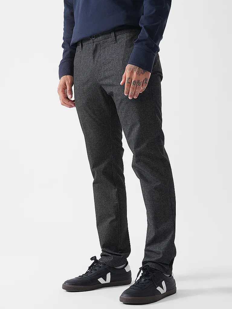 MAC | Chino LENNOX | 