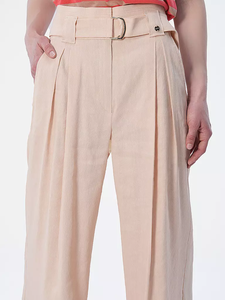 MARC CAIN | High Waist Chino WICHITA Wide Fit | hellgrün