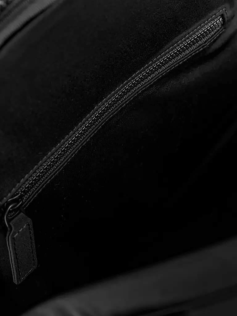 MARC CAIN | Rucksack  | schwarz