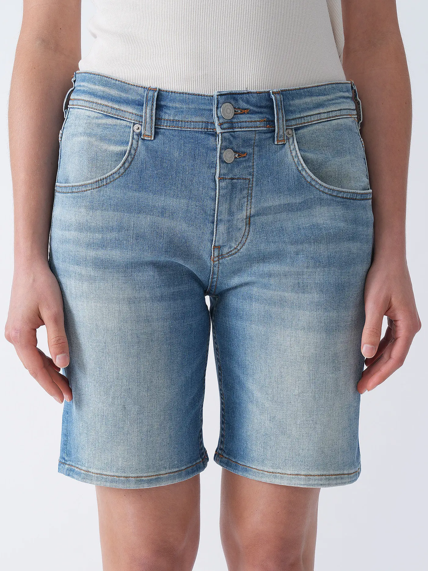 MARC O'POLO | Jeansshorts THEDA | hellblau