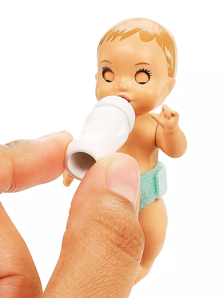 MATTEL | Barbie Skipper Babysitters Inc. Puppe mit Gitterbett, Baby & Zubehör Spielset (lila Strähnen) | keine Farbe