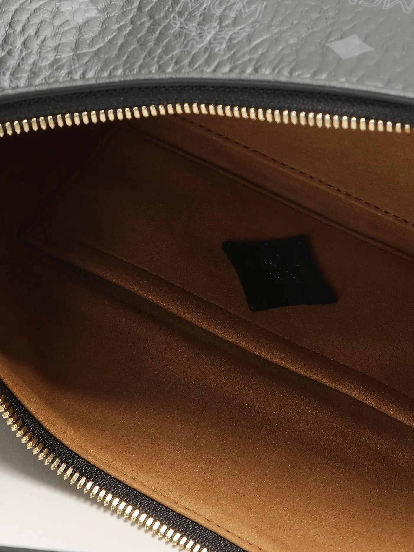 MCM | Ledertasche - Hobo AREN | schwarz