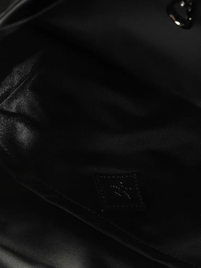 MCM | Rucksack AREN | schwarz
