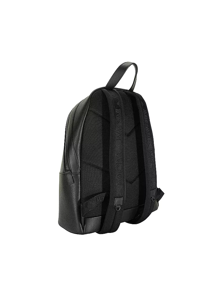 MCM | Rucksack STARK Medium | schwarz