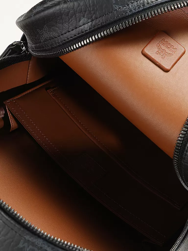 MCM | Rucksack STARK | schwarz