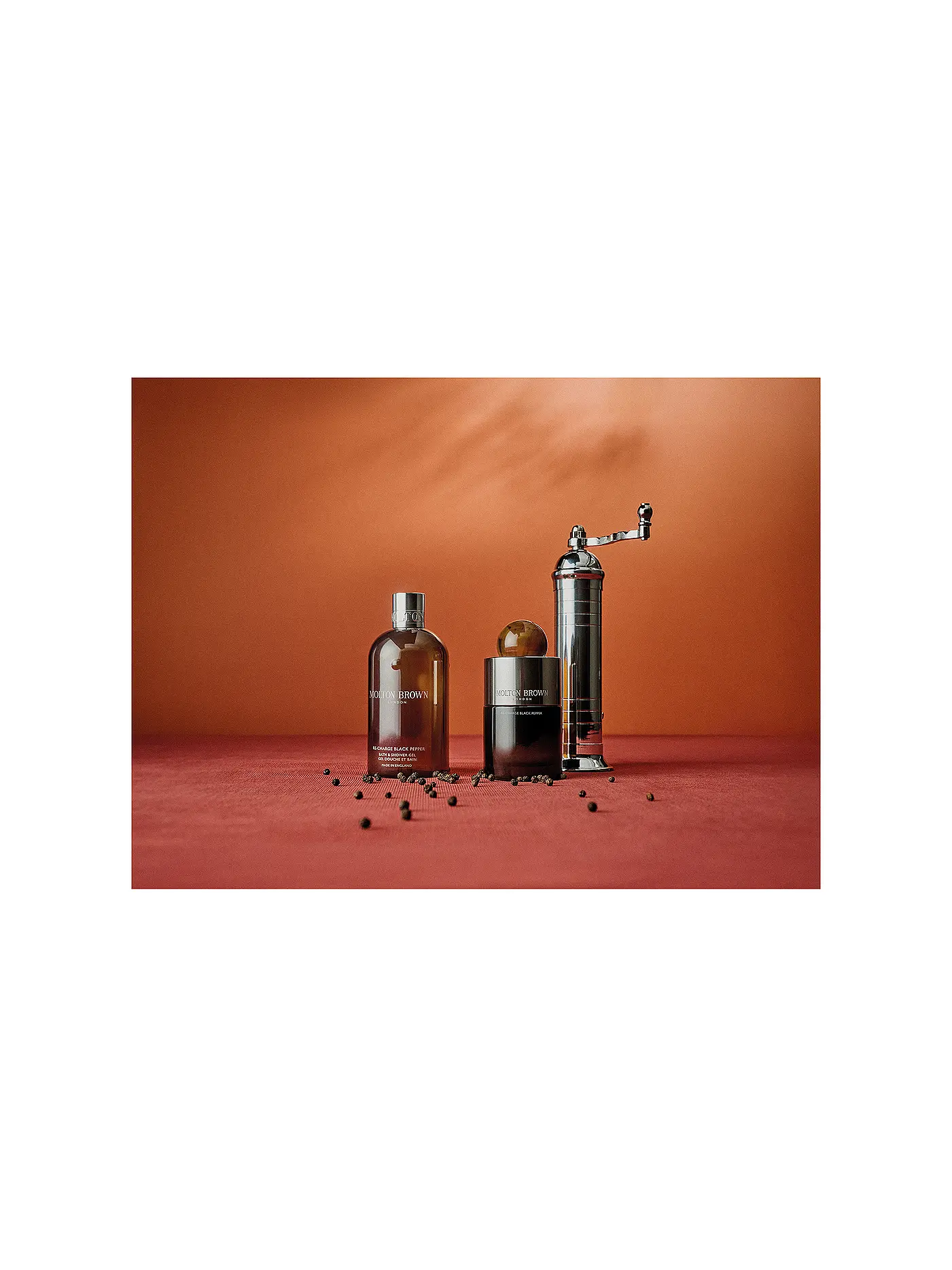MOLTON BROWN | Re-charge Black Pepper Bade- und Duschgel 300 ml | keine Farbe